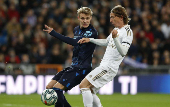 YABO-热刺门将扑出点球，帮助球队拿下胜利