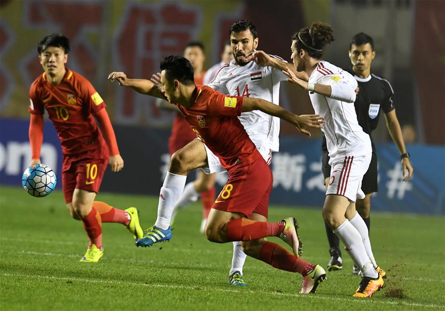 亚博体育-包含阿贾克斯意外输球,出线形势岌岌可危的词条