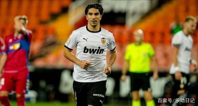 关于瓦伦西亚客场取胜，挽回连败颓势的信息