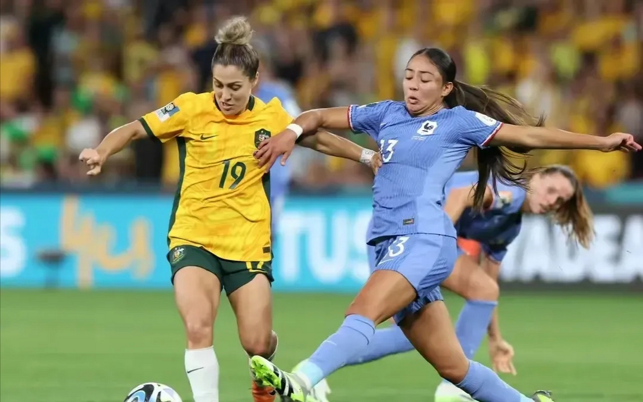 亚博体育-澳大利亚足球联赛精准传球秀展现巨星风采的简单介绍